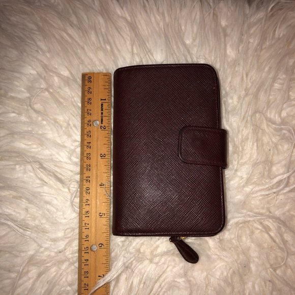 Prada medium wallet. Burgundy - Picture 7 of 8